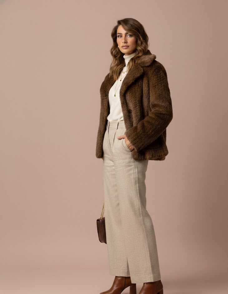 Manteau cosy en fausse fourrure – Coffee
